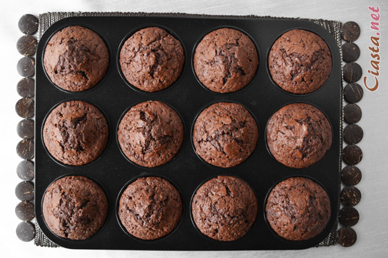orkiszowe muffinki czekoladowe