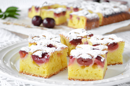 ciasto jogurtowe z czereśniami