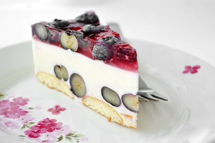 sernik na zimno z borówkami