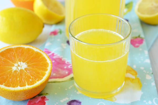 woda z pomarańczą i cytryną